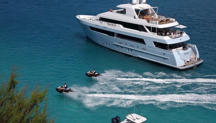 Cannes yacht charter