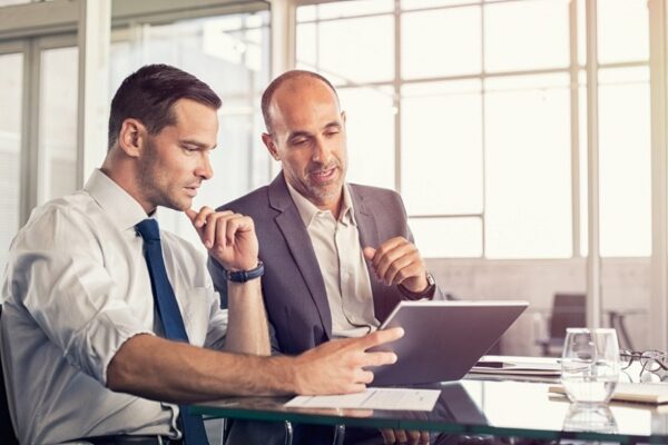 WHY YOU SHOULD START INVESTING EARLY TO BUILD FINANCIAL CONFIDENCE